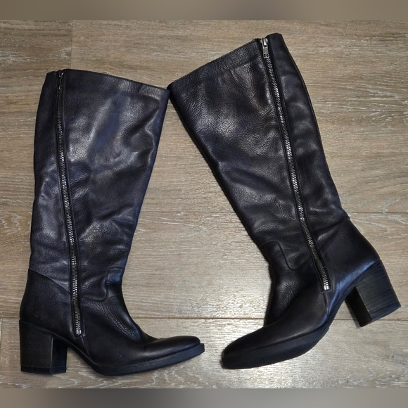 Made in Portugal Knee High Lined Leather Block Heeled Zip Up Boots - Picture 14 of 16
